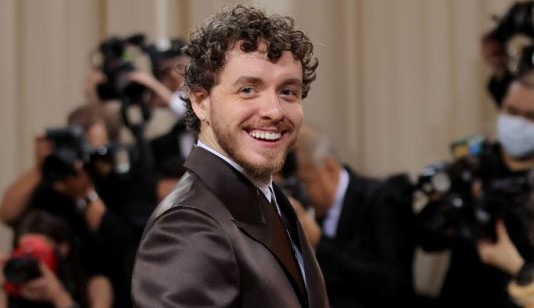 Após lançar seu segundo álbum, Jack Harlow retorna ao topo da Billboard Hot 100