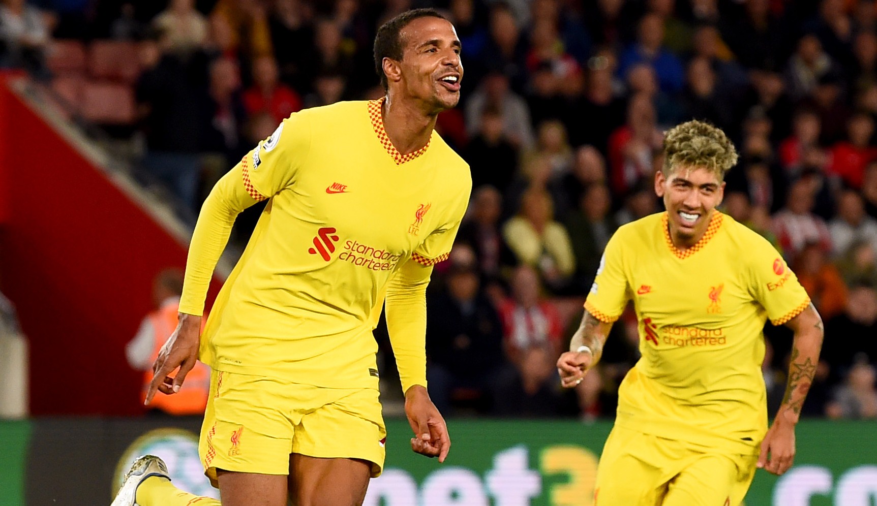 Liverpool vira sobre o Southampton e título da Premier League será decidido na última rodada