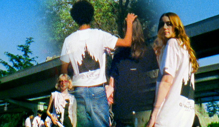 Disney lança nesta segunda-feira (16) uma collab com Givenchy