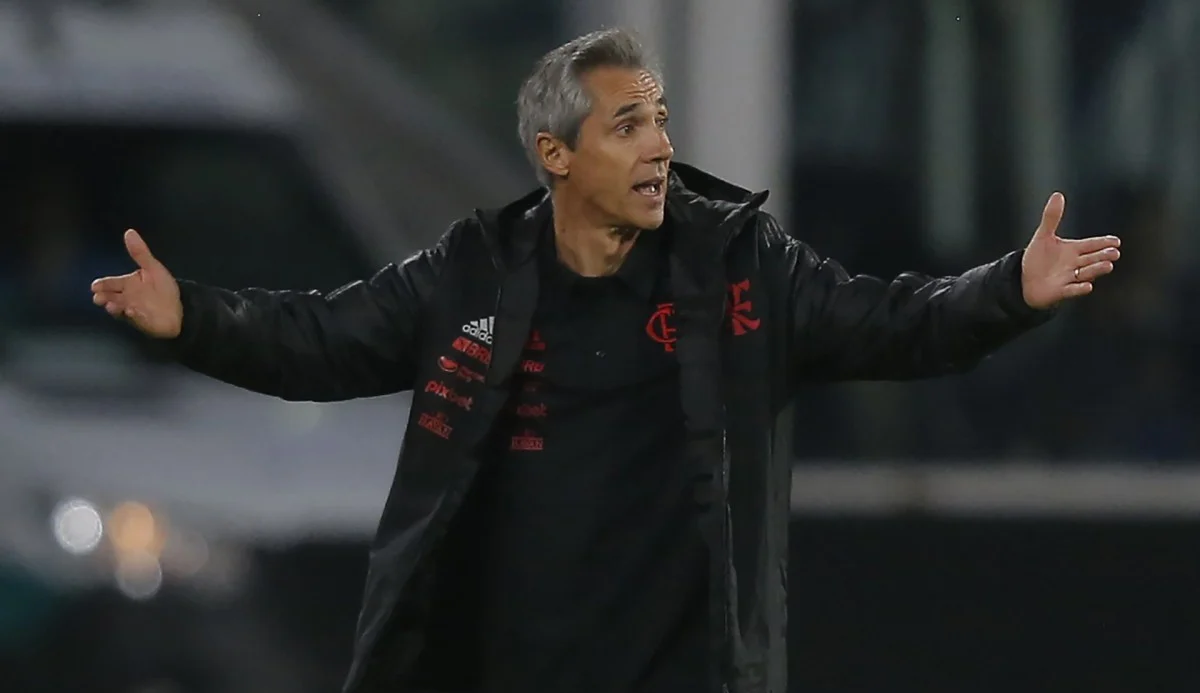 Jornalista afirma que pergunta sobre Diego Alves foi “encomendada” por Paulo Sousa