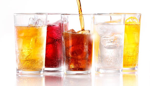 Campanha do IDEC em parceria com a ACT faz alerta ao consumo de refrigerantes e bebidas adoçadas em excesso