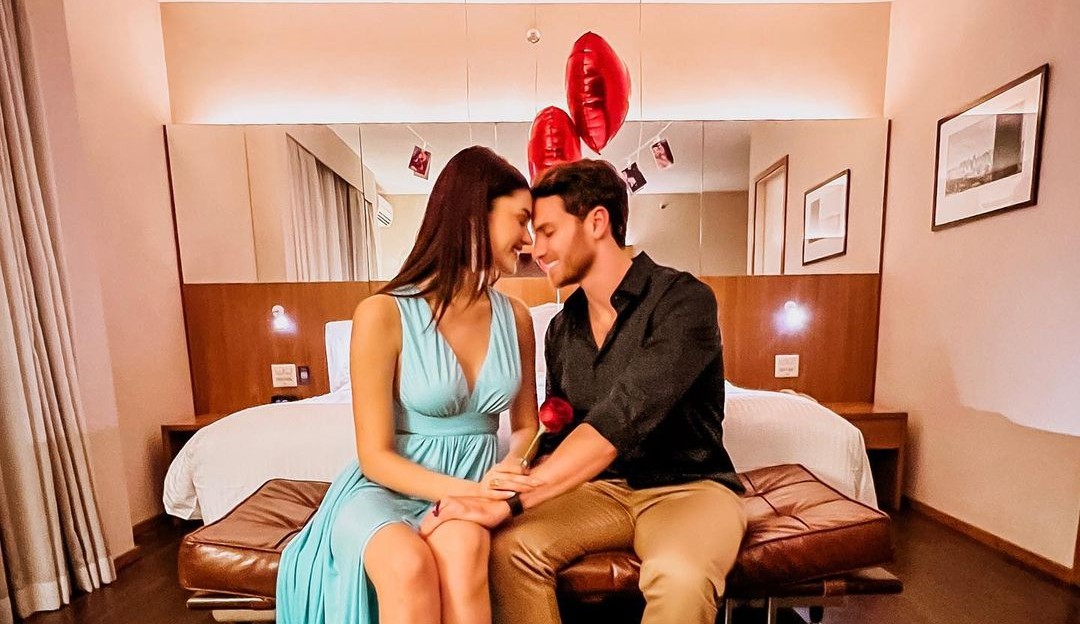 Eslovênia e Lucas antecipam a comemoração do dia dos namorados