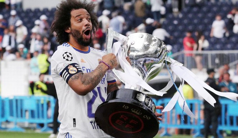 As vésperas do fim de seu contrato com o Real Madrid, o lateral esquerdo Marcelo pretender continuar no clube merengue