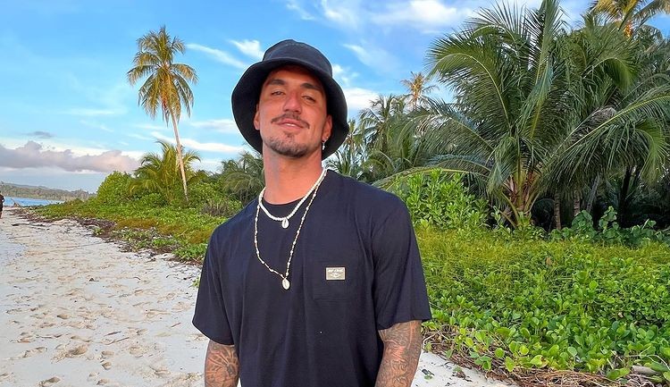 Gabriel Medina publica reflexão sobre o cuidado com as palavras