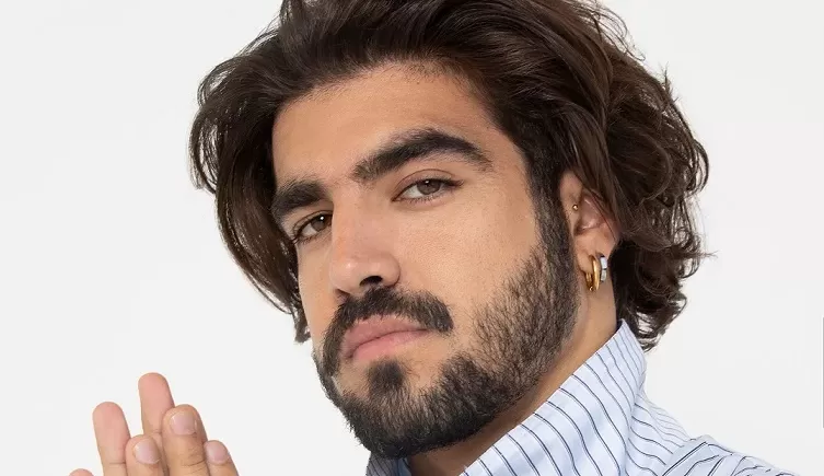 Confira os detalhes do novo tratamento capilar de Caio Castro