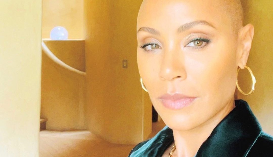 Apesar de parecer inabalável, Jada Smith diz ser uma “menina assustada por dentro”