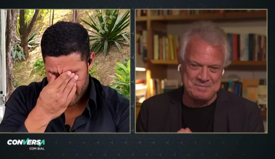 Em conversa com o Bial, o atacante Hulk se emociona ao ouvir uma declaração de sua esposa