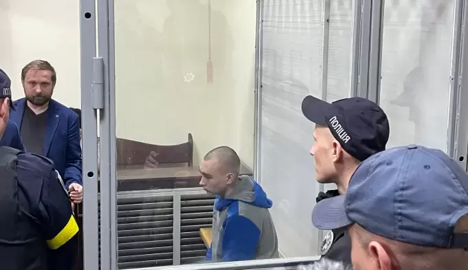 Soldado russo declarar-se culpado por crimes de guerra