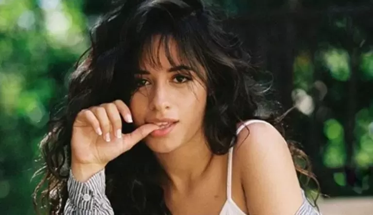 Camila Cabello assiste a vídeo e aprova versão do cantor Péricles cantando “Havana”