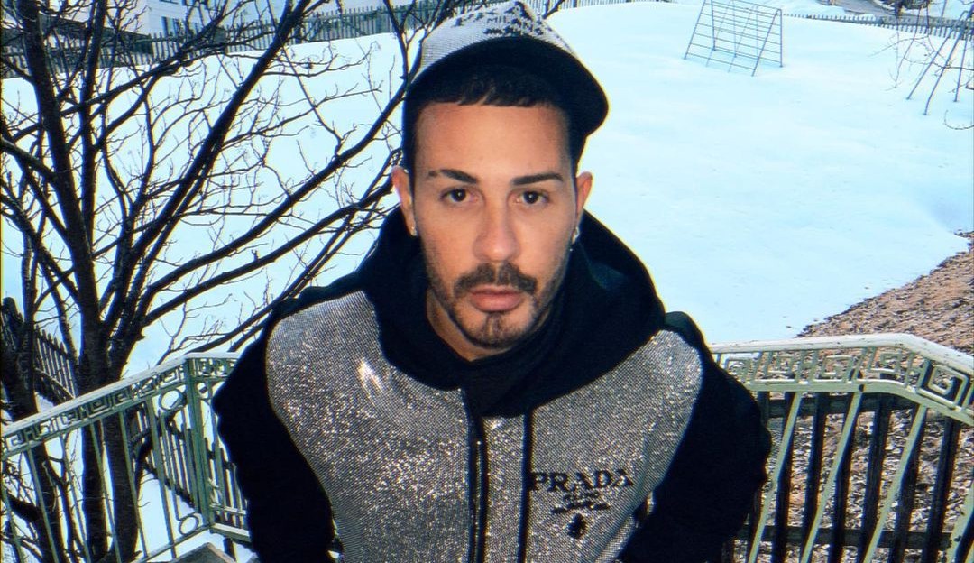 Carlinhos Maia se diverte com lipoaspiração e comenta sobre invasão em apartamento