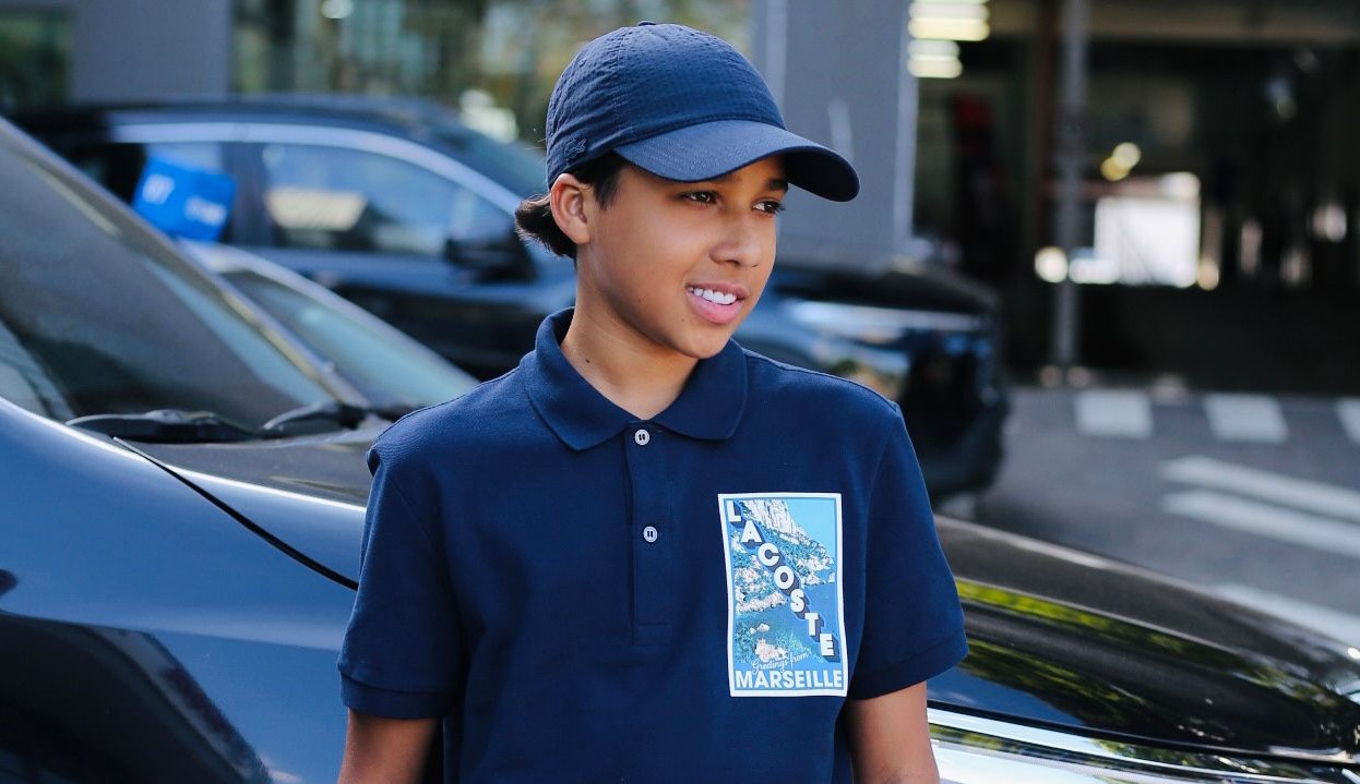 Nino Abravanel aposta no humor da periferia e vira fenômeno na web