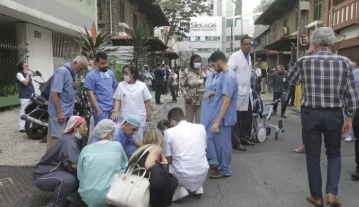 Rio de Janeiro: Incêndio atinge hospital em Copacabana