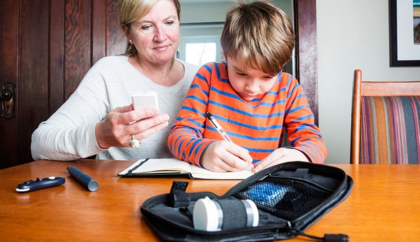 Sobrepeso e obesidade são comuns em adolescentes com diabetes tipo 1, diz estudo