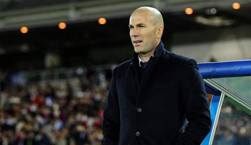 Zidane estaria próximo de acerto com o PSG, diz rádio