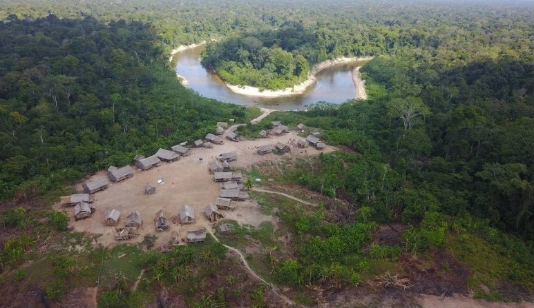 Caciques e lideranças indígenas se reúnem na Univaja e criticam falas de Bolsonaro