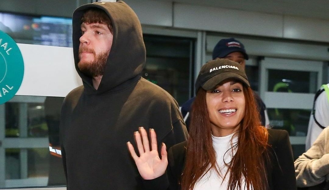 Anitta assume relacionamento com produtor no Dia dos Namorados