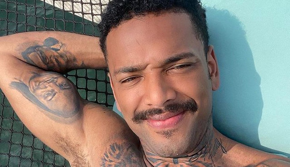 Polícia apreende passaporte e R$470 mil na casa de Nego do Borel