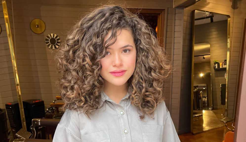 Maisa desabafa sobre especulações e pressão para assumir relacionamento