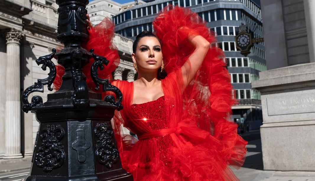 Camila Montovani é considerada uma das modelos transgênero mais linda do Brasil lançará sua biografia