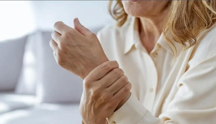 Saiba como se proteger do frio e controlar as dores no corpo