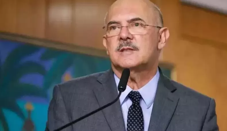 Ex ministro da educação, Milton Ribeiro é preso em Santos