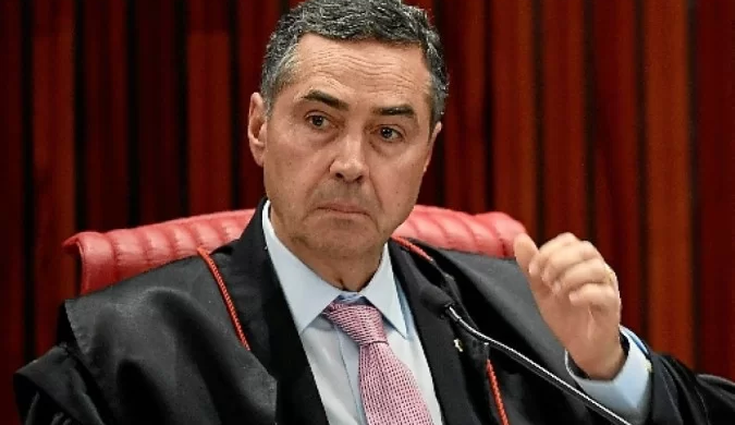 Barroso diz que o sistema das urnas eletrônicas “é verdadeiramente imune a fraudes”