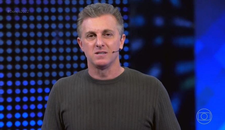 Luciano Huck encerra o Domingão com crítica à juíza que tentou impedir aborto