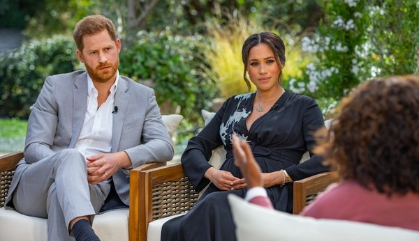 Príncipe Harry e Meghan são flagrados visitando Oprah; surgem especulações de mais uma revelação bombástica