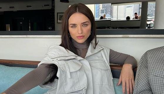 Rafa Kalimann se emociona ao revelar viagem para Moçambique