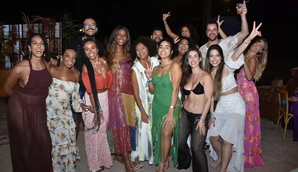 Elenco de Big Brother se reúne no Arraiá de Thaynara OG