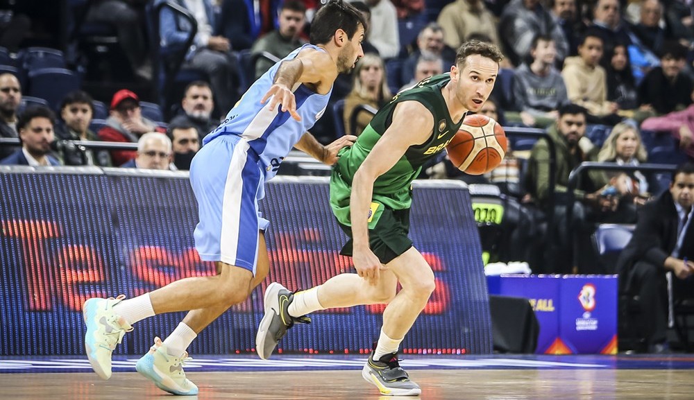 No basquete, Brasil vence o Uruguai e segue invicto nas Eliminatórias