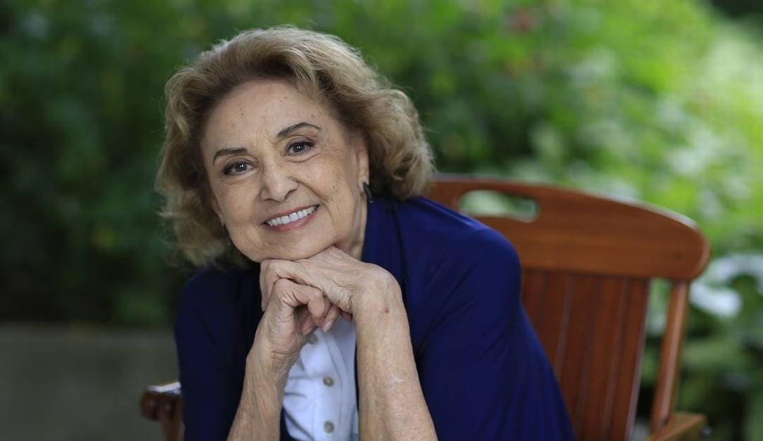 Eva Wilma fala após alta do hospital: “/Vamos juntos!”/