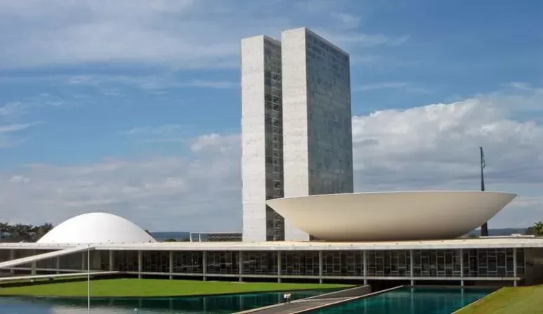 Congresso derruba vetos de Bolsonaro, e leis Paulo Gustavo e Aldir Blanc entrarão em vigor