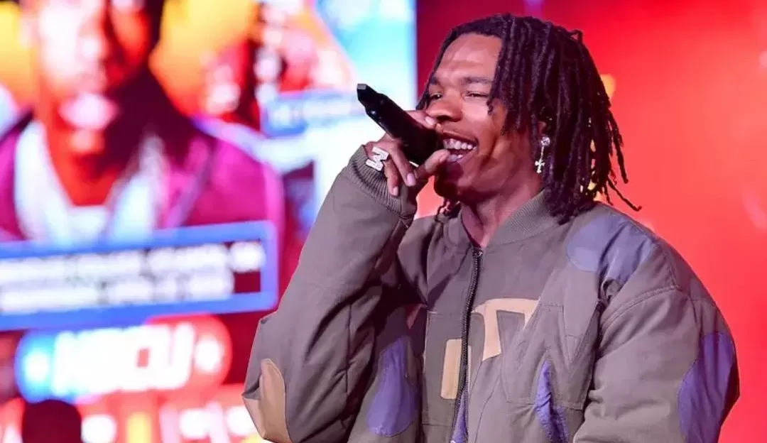 Vídeo mostra segurança do rapper Lil Baby empurrando violentamente fã para fora do palco