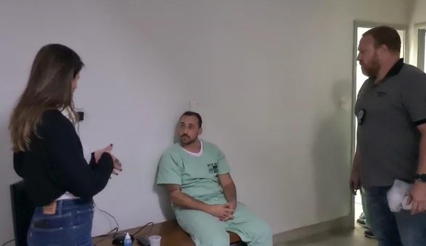 Anestesista preso por estupro terá material biológico analisado pela polícia, além do depoimento do marido da vítima