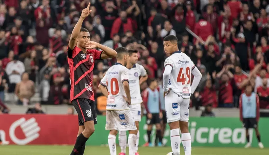 Atlético-PR supera o Bahia e se classifica para as quartas da Copa do Brasil