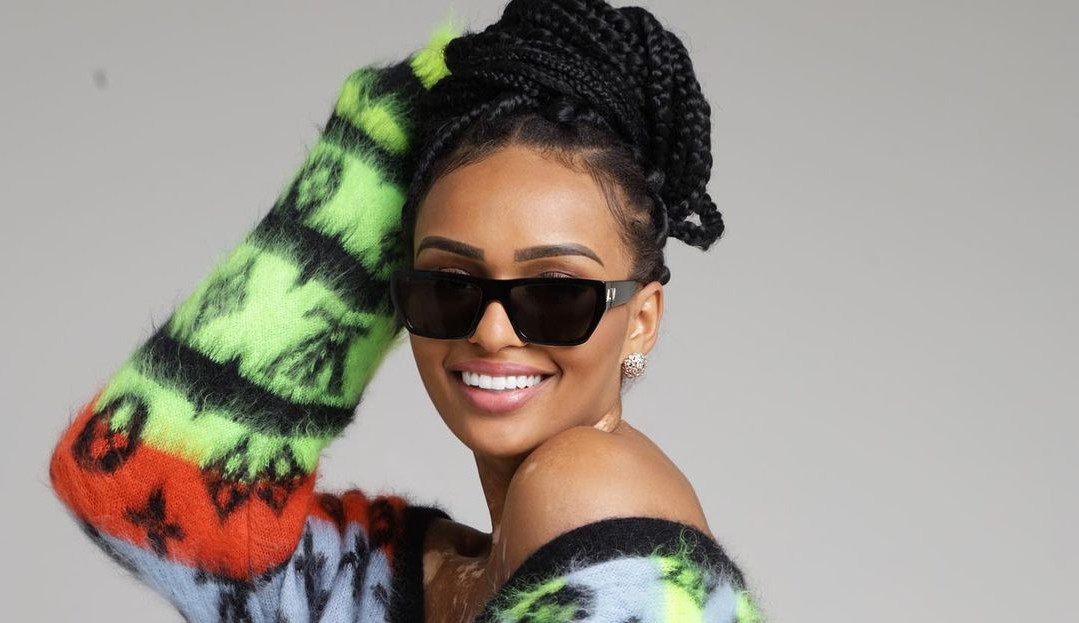 Natália Deodato faz ensaio de moda e fala sobre as mudanças no visual