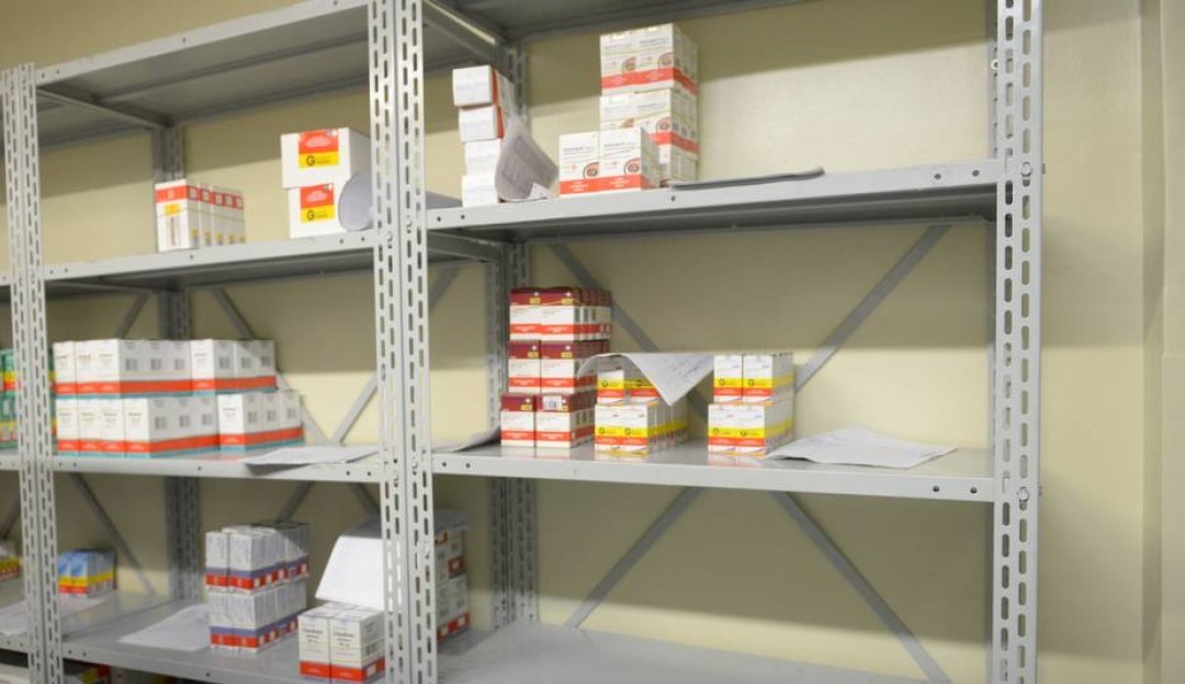 Brasil: Falta de medicamentos básicos atinge mais de 80% das cidades no país