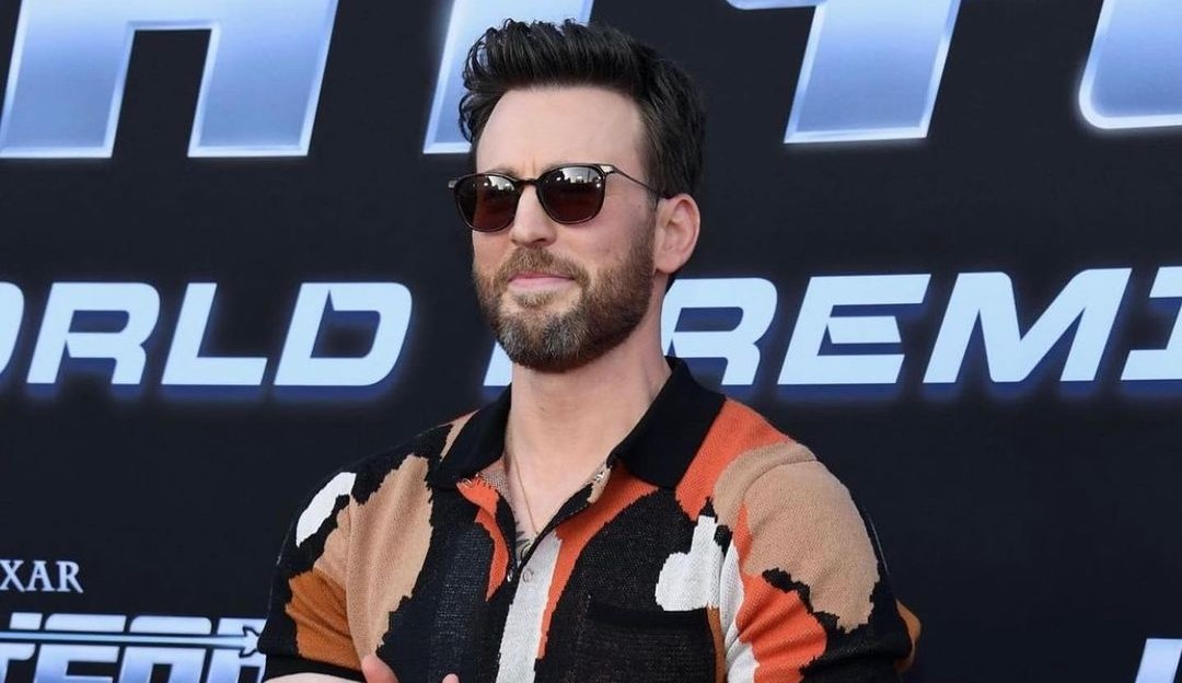 Chris Evans vira piada em redes sociais após revelar que procura um amor para a vida toda