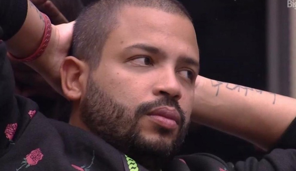 BBB 21: Após jogo da discórdia, Projota critica Arcrebiano: “Muito ramelão”