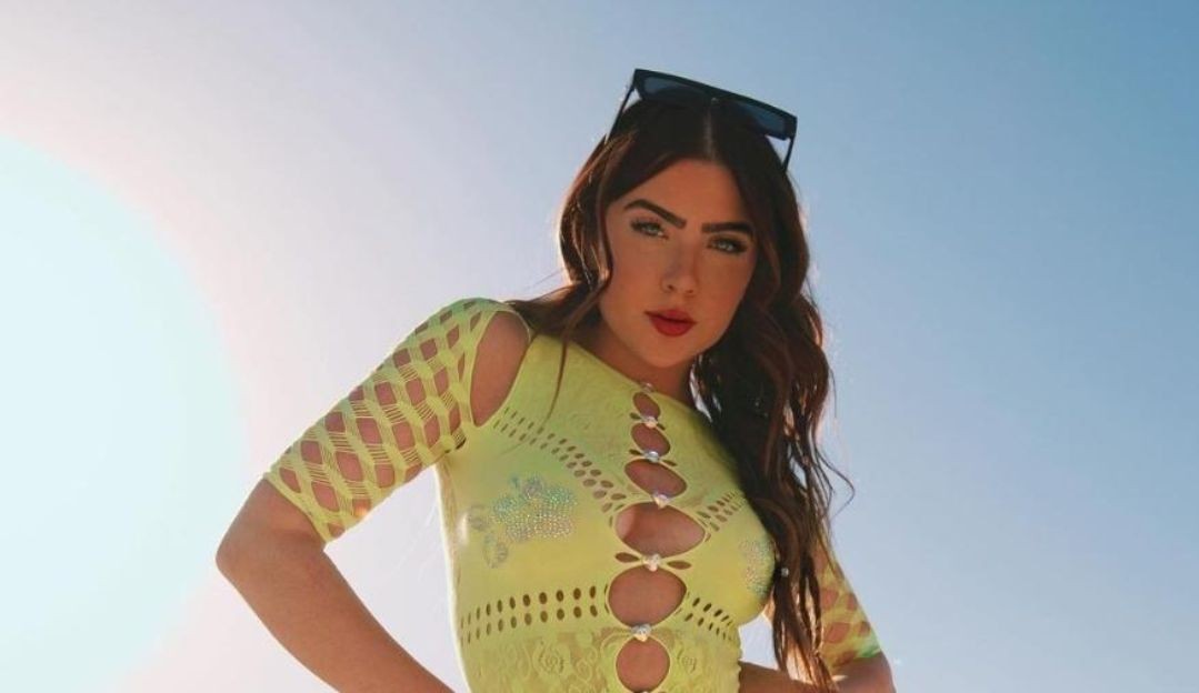 Jade Picon mostra seu treino de biquíni na sauna da sua nova casa