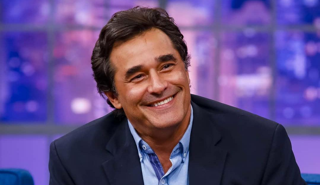 Pai de Sasha Meneghel aprova o noivado dela com João Figueiredo