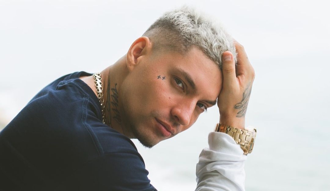 Filipe Ret se pronuncia após polêmica em show