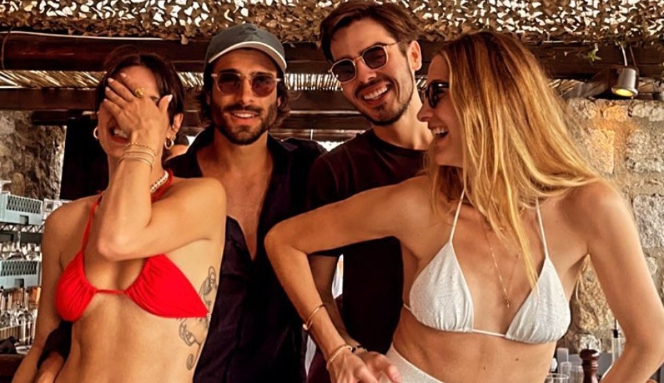 Internet aponta novo affair de Isis Valverde após fotos na Grécia