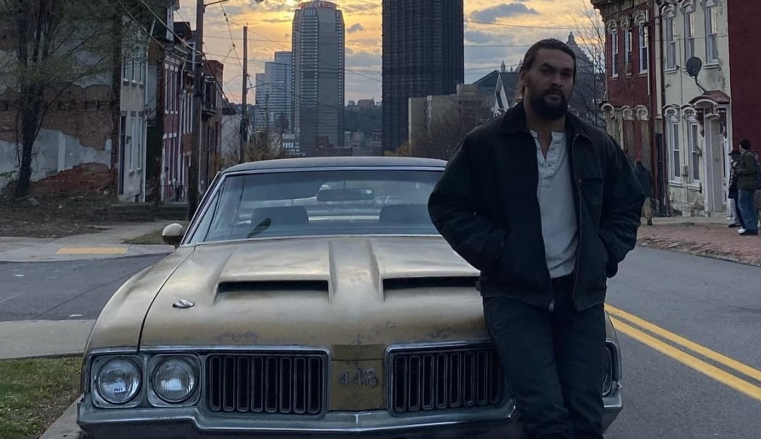 Jason Momoa sofre um acidente de trânsito em estrada da California