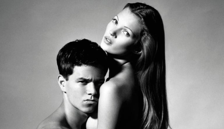 Kate Moss conta que se sentiu objetificada em campanha com Mark Wahlberg