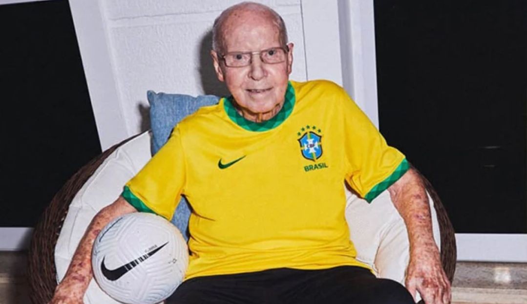 Zagallo é internado com infecção respiratória, mas passa bem