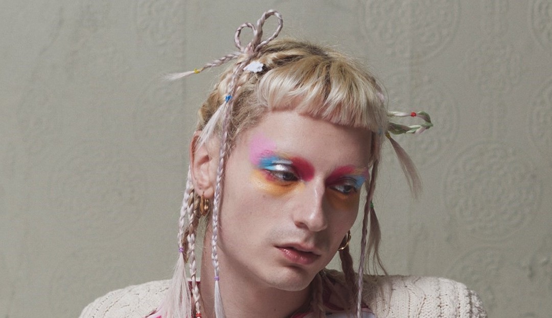 Matty Bovan ganha apoio da Dolce & Gabbana para se apresentar no Fashion Week