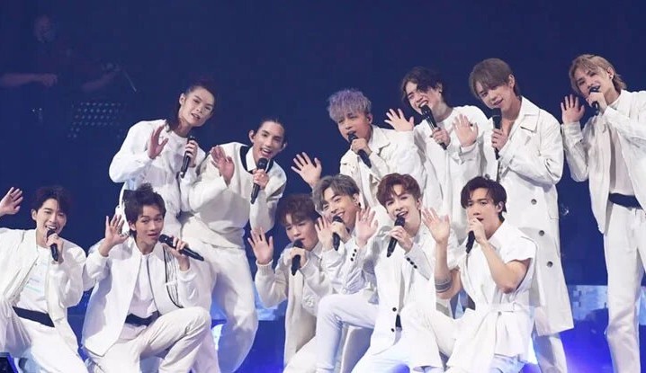 Dançarino do grupo MIRROR pode ficar tetraplégico após acidente em apresentação