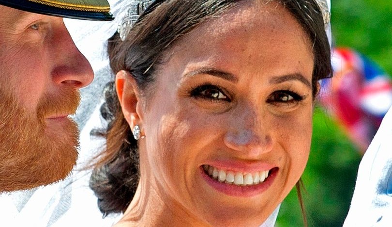 Militar se recusou a ajudar Meghan Markle no dia do casamento, após ser destratado por ela, afirma autor